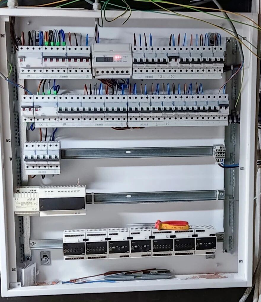 Vakkundig geplaatste zekeringkast door WVE Solutions
